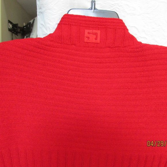 St John Sport Essentials - Picture 6 of 8